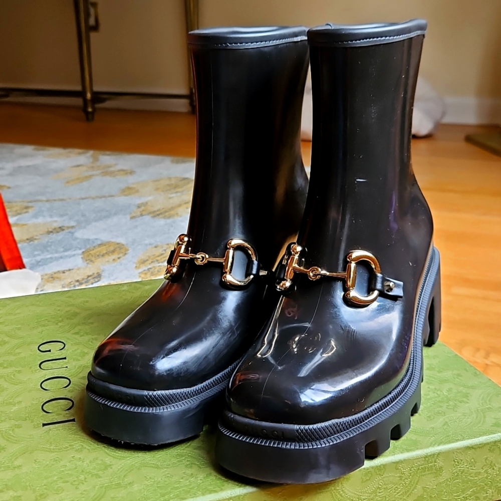 Gucci Rubber Waterproof Horsebit Ankle Boots 39 Black - Picture 3 of 16